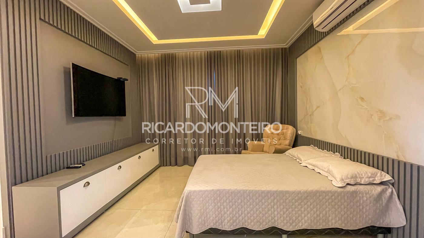 Casa de Condomínio à venda com 4 quartos, 377m² - Foto 8