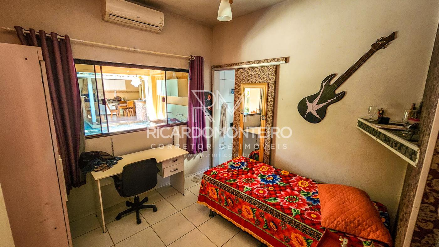 Casa à venda com 3 quartos, 360m² - Foto 14