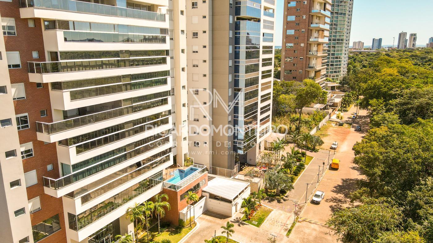 Apartamento à venda com 3 quartos, 154m² - Foto 1