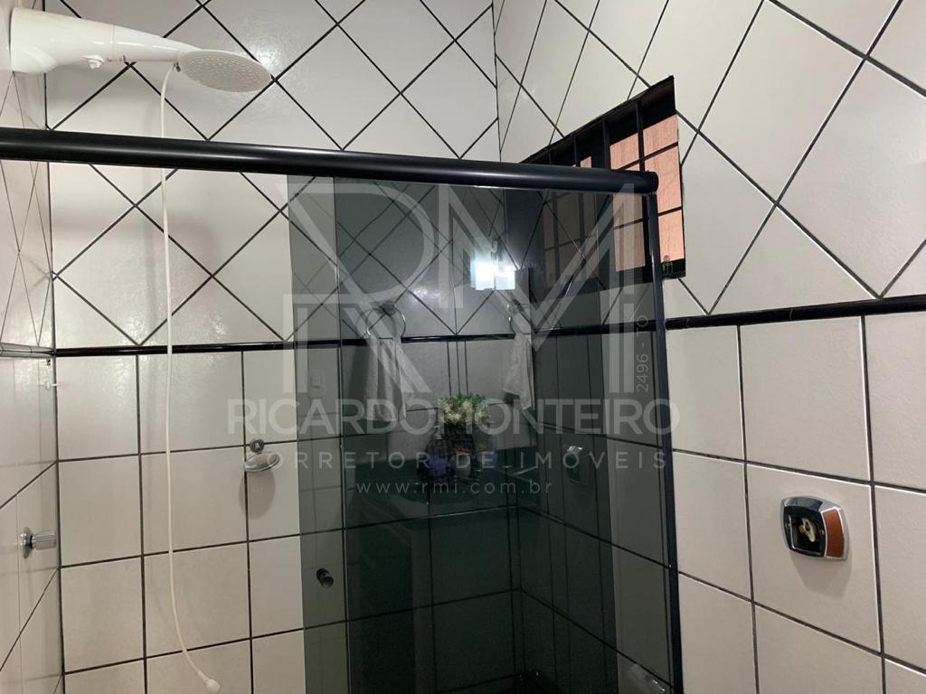 Sobrado à venda com 4 quartos, 300m² - Foto 17