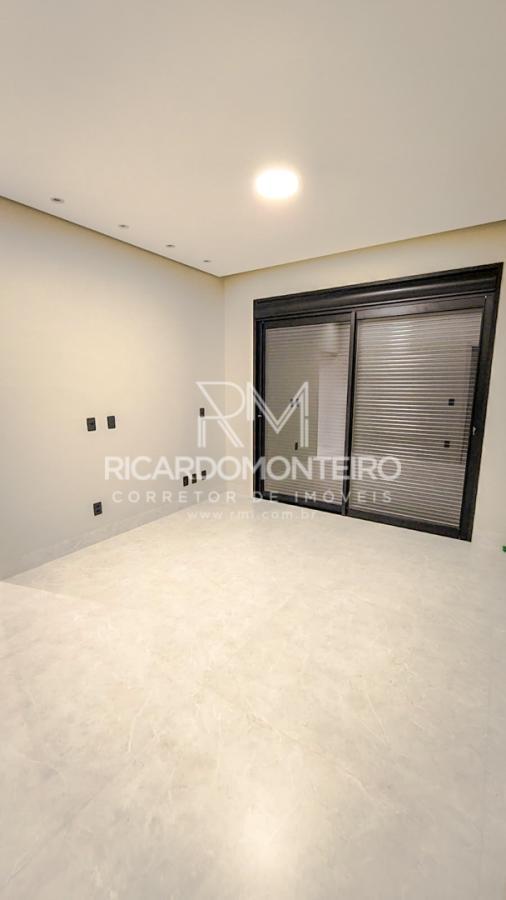 Sobrado à venda com 4 quartos, 420m² - Foto 4