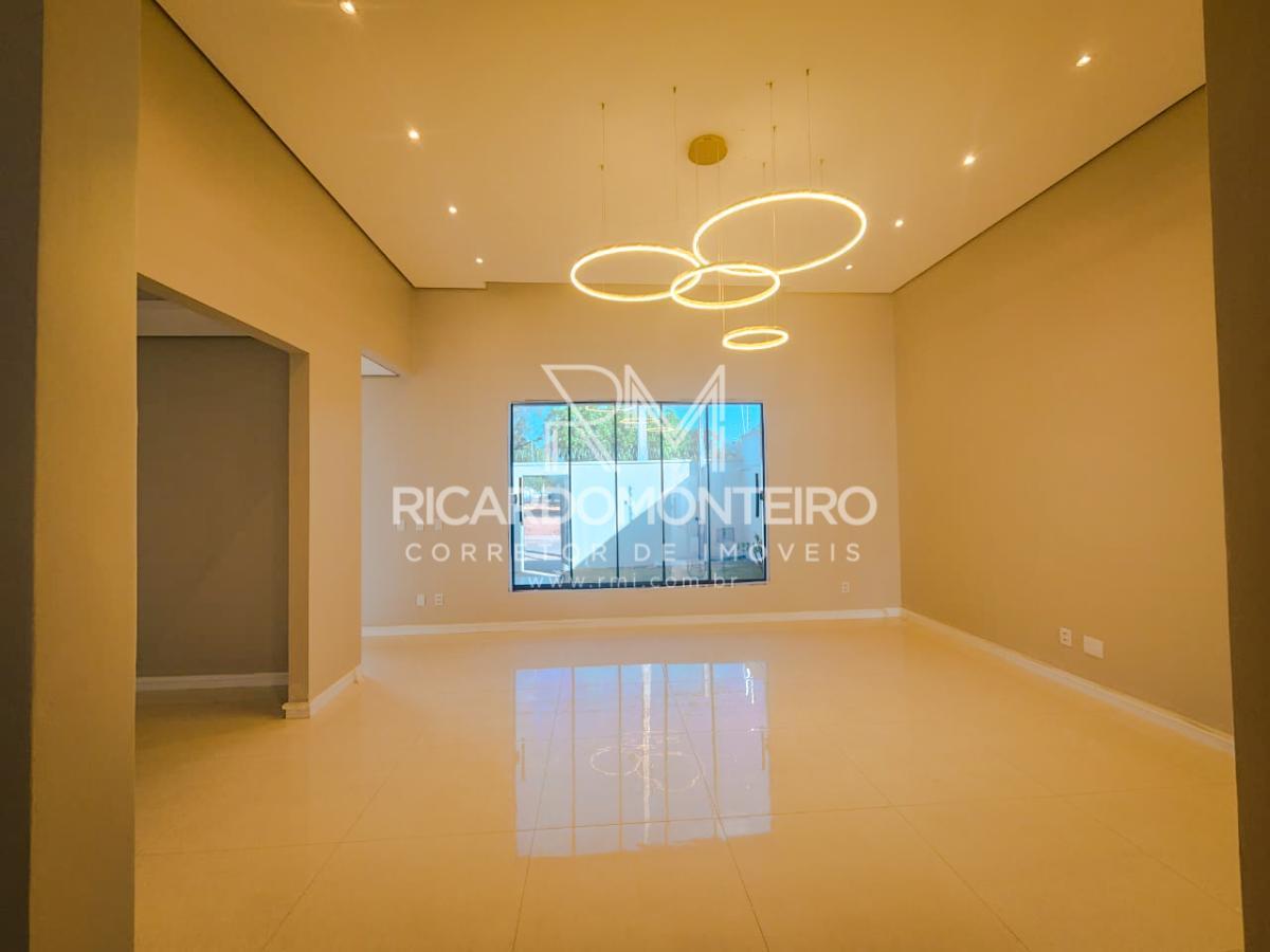 Casa à venda com 3 quartos, 500m² - Foto 5