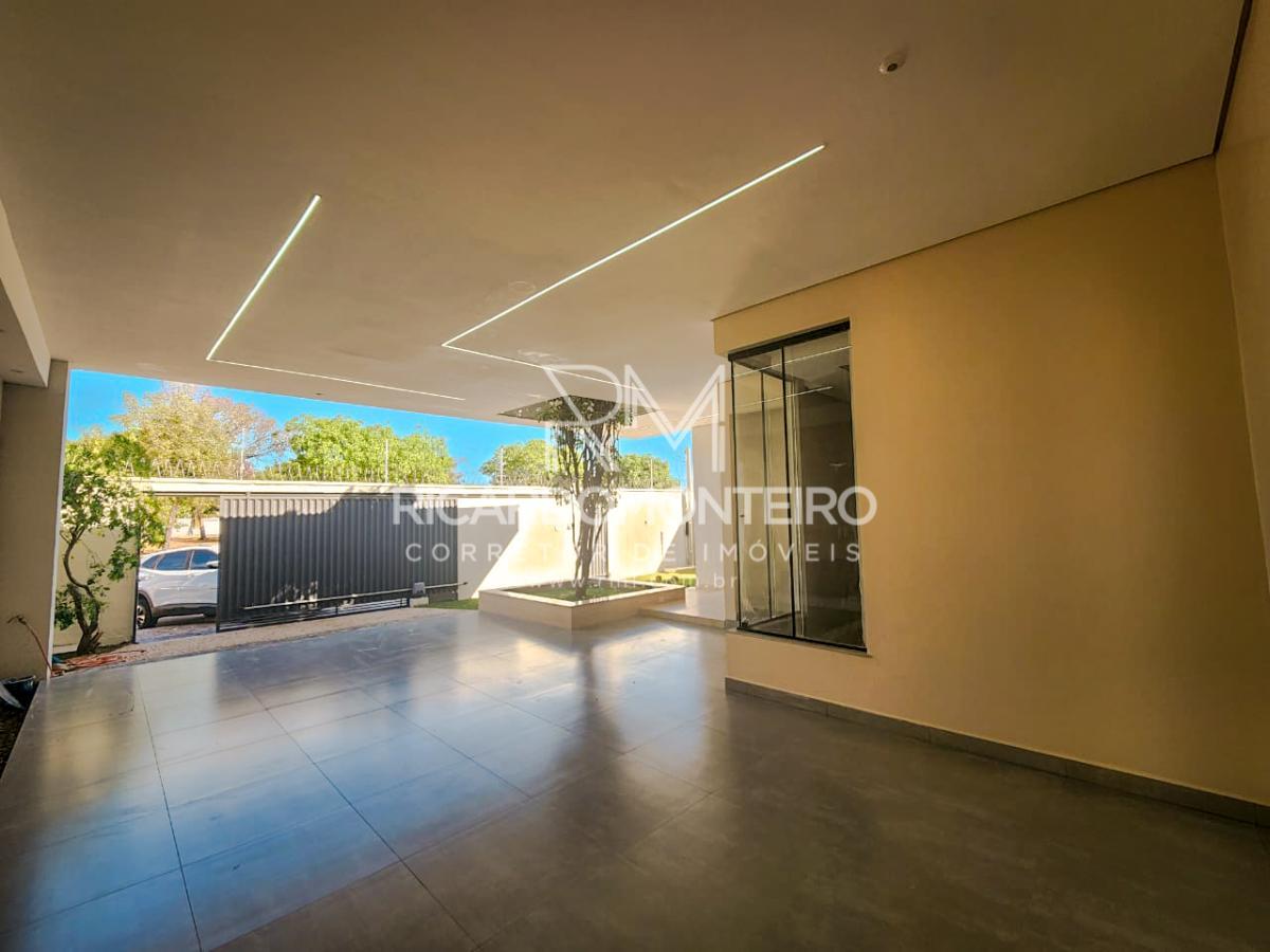 Casa à venda com 3 quartos, 500m² - Foto 4