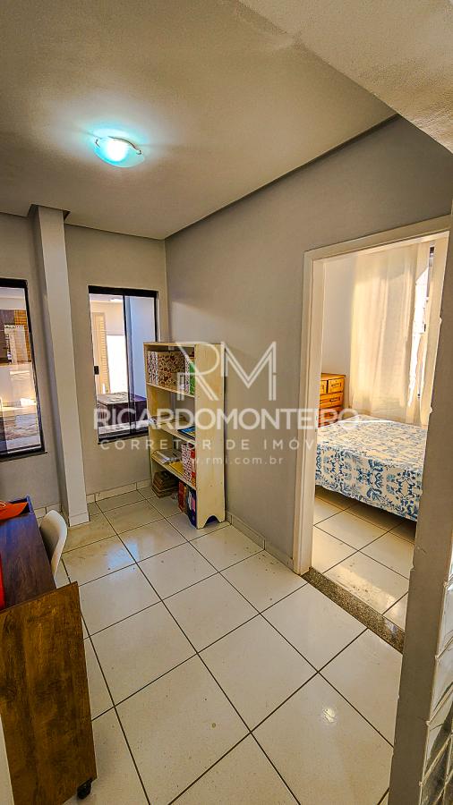 Casa à venda com 4 quartos, 360m² - Foto 7