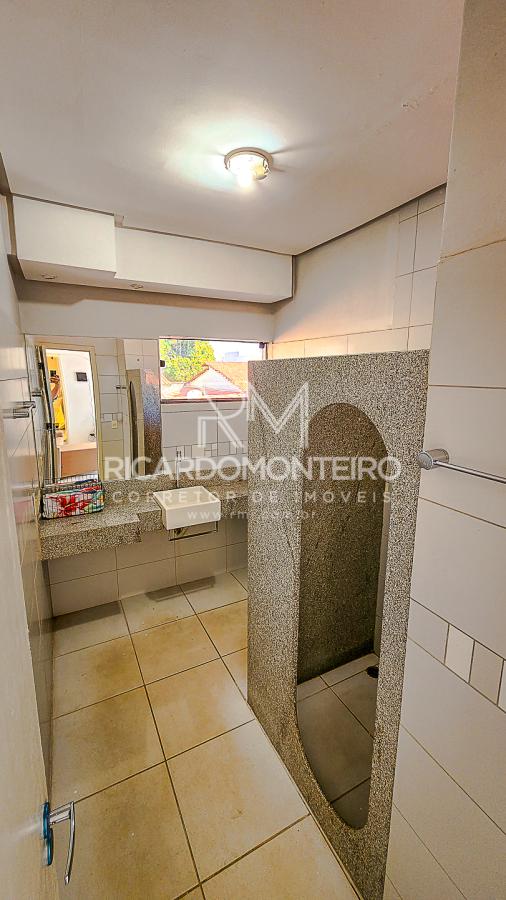 Casa à venda com 4 quartos, 360m² - Foto 16