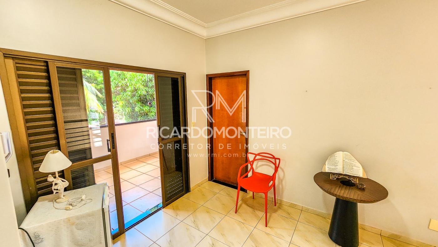 Casa à venda com 5 quartos, 72m² - Foto 7