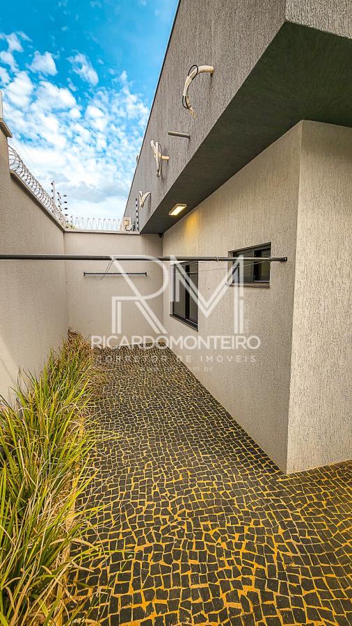 Casa à venda com 3 quartos, 222m² - Foto 22