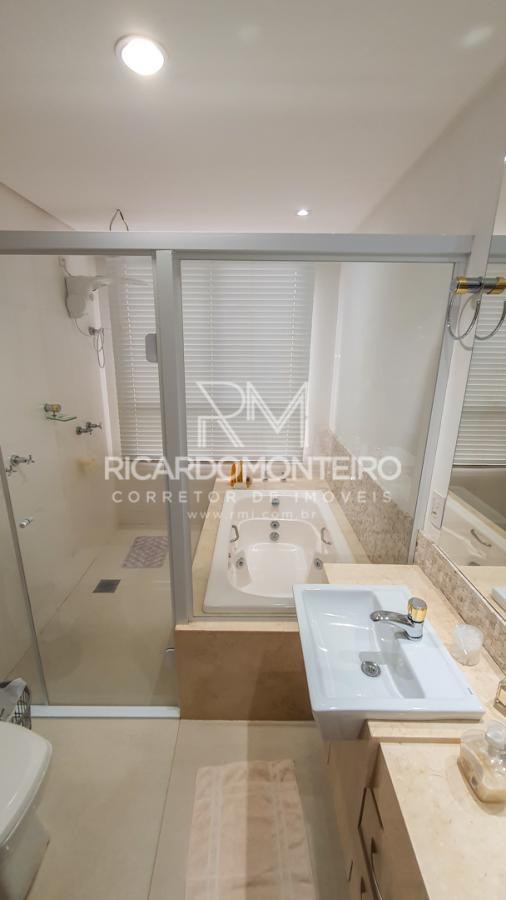 Apartamento à venda com 4 quartos, 214m² - Foto 19