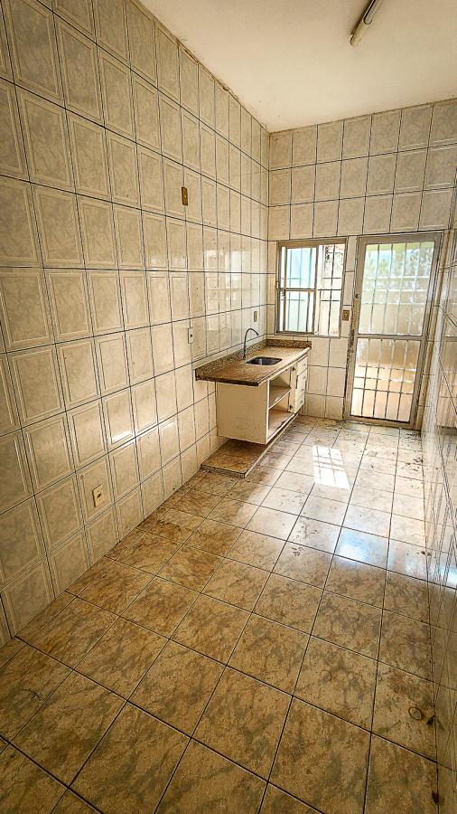 Casa à venda com 3 quartos, 200m² - Foto 7