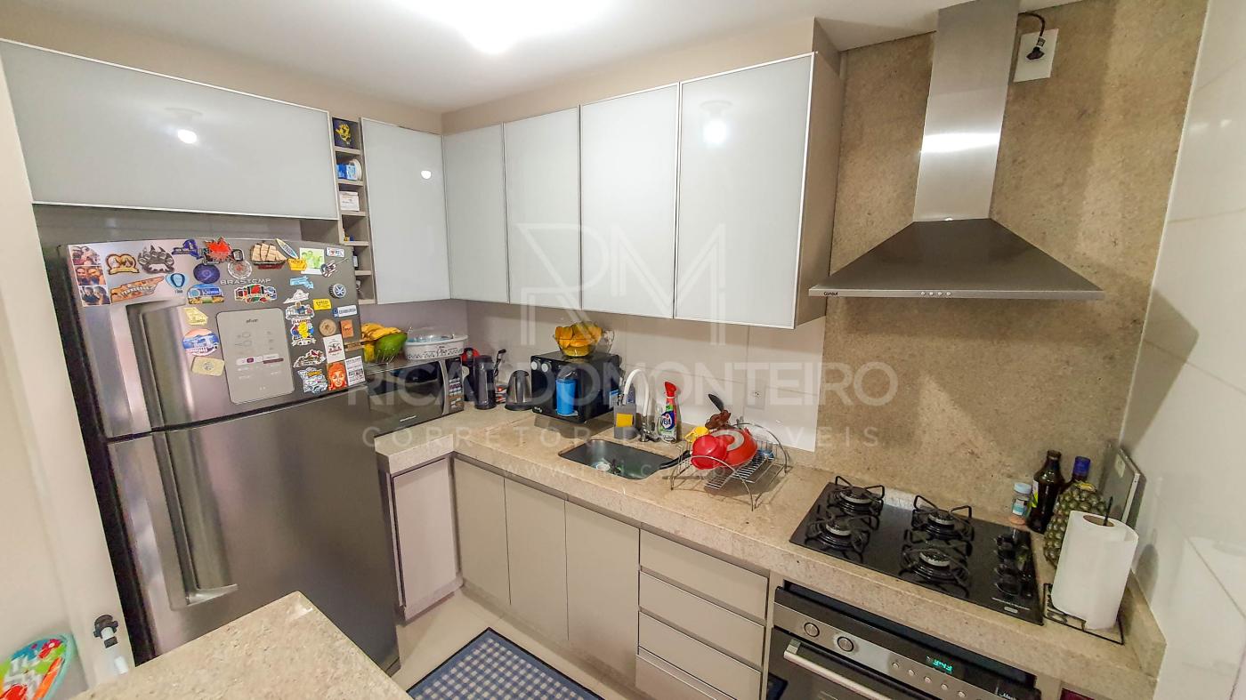 Apartamento à venda com 2 quartos, 84m² - Foto 14