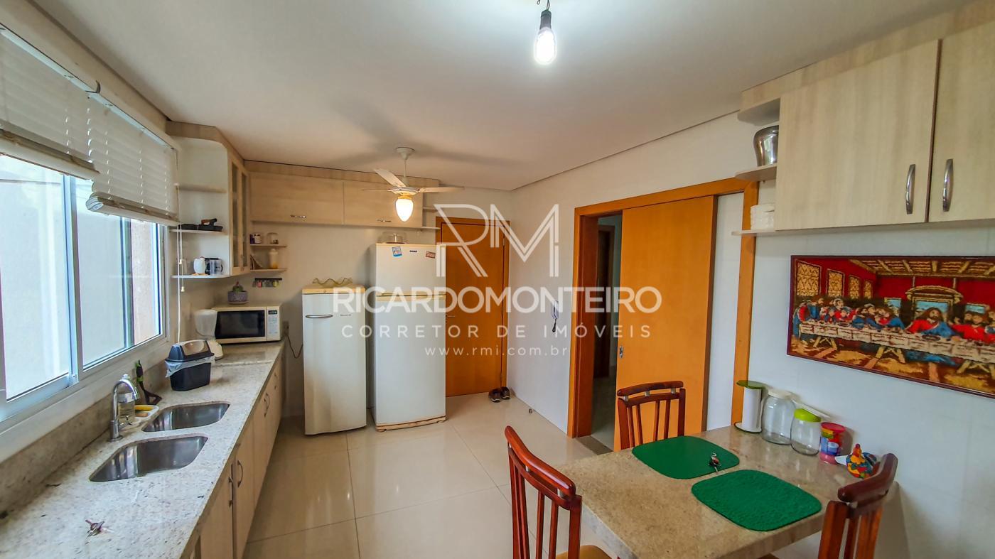 Apartamento à venda com 4 quartos, 214m² - Foto 24